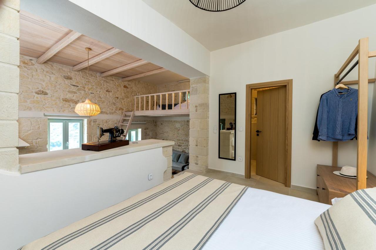 Amvikas Suites-Sitia Exteriör bild
