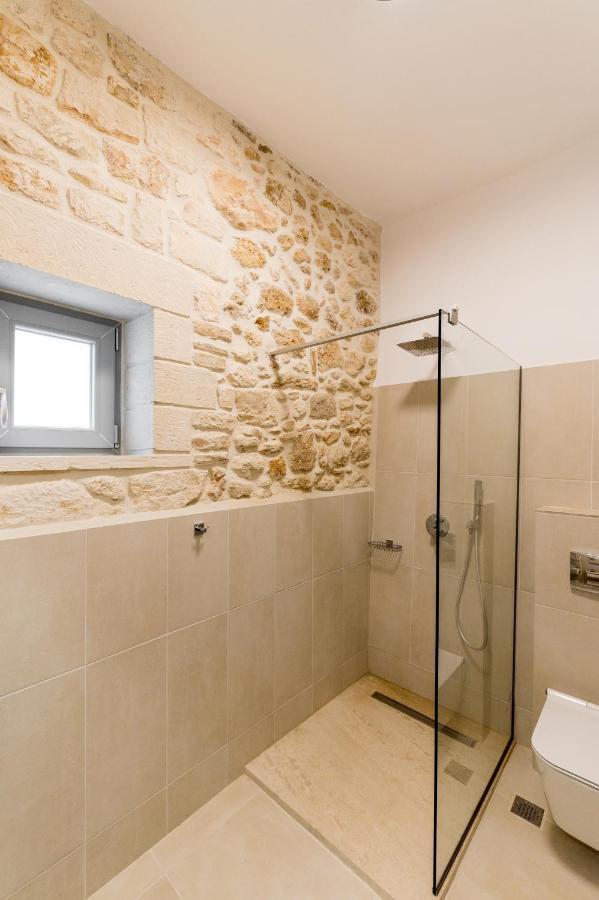 Amvikas Suites-Sitia Exteriör bild